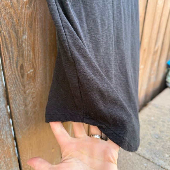 MARLED Women’s Black Charcoal Cap Sleeve Tee Shirt Round Hem Size Small - Picture 6 of 6